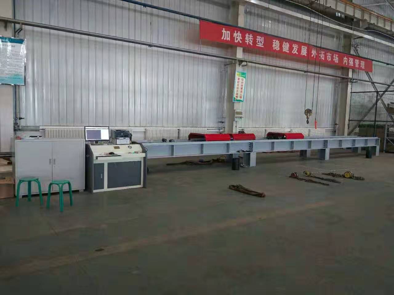 臥式拉力機現(xiàn)場
